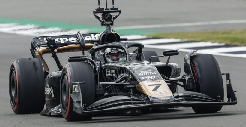 Brad Pitt, Formula 1 filmi için Britanya Grand Prix yarışlarına katılacak - Resim: 4