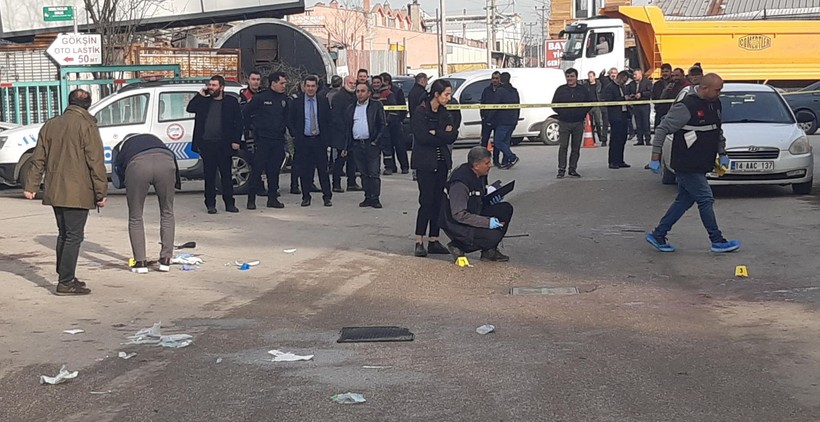Bolu'da borç tartışması kanlı bitti! Baba ve oğullarına kurşun yağdırdı - Resim: 3
