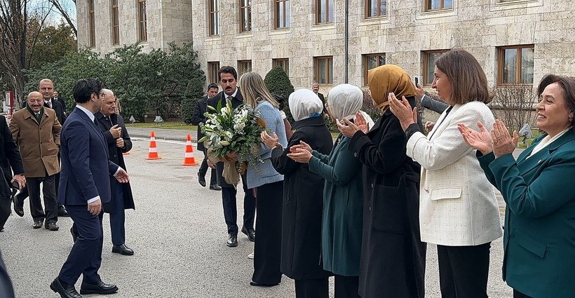 Binali Yıldırım, trafik kazasından sonra ilk kez Meclis'te - Resim: 4