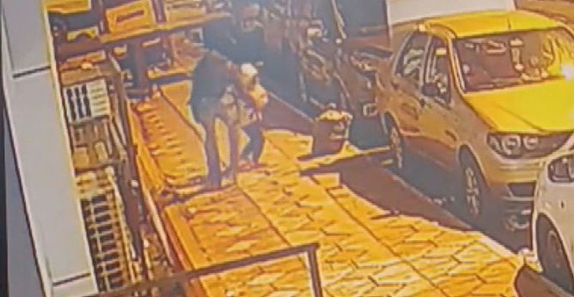 Babası bagajdan eşya alan çocuğu kaçırmaya çalıştı: "Yeğenime benzettim sevmek istedim" - Resim : 1