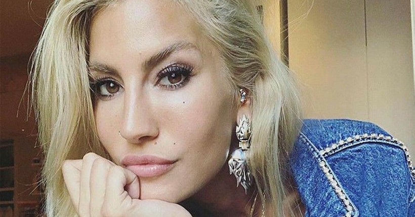 Aşklarını gözler önünde yaşayan Çağla Şıkel ve Nail Gönenli çifti yaza hazırlanıyor! Kesenin ağzını açtılar - Resim: 2