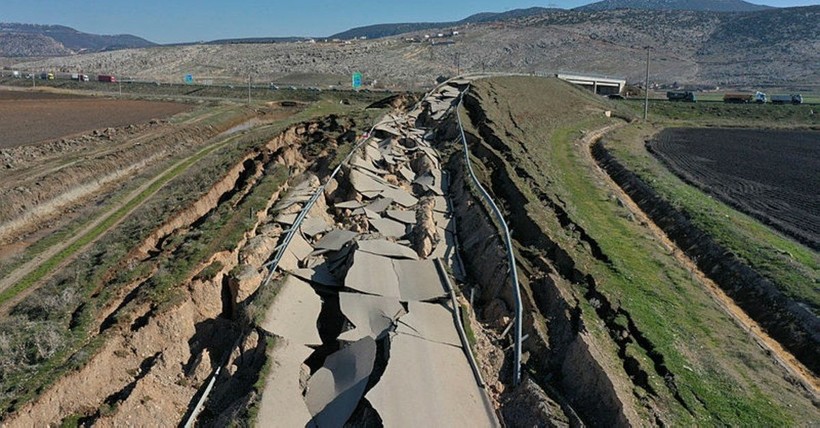 Ahmet Ercan deprem listesini güncelledi! 2 ile dikkat çekti: 7 büyüklüğünde ve tsunami - Resim: 4