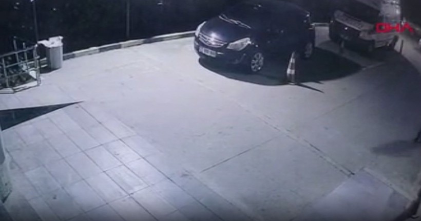 Gaziantep'te hastanede skandal! Hasta yakınları acil serviste doktoru demir sopayla dövdü! O anlar kamerada - Resim: 17