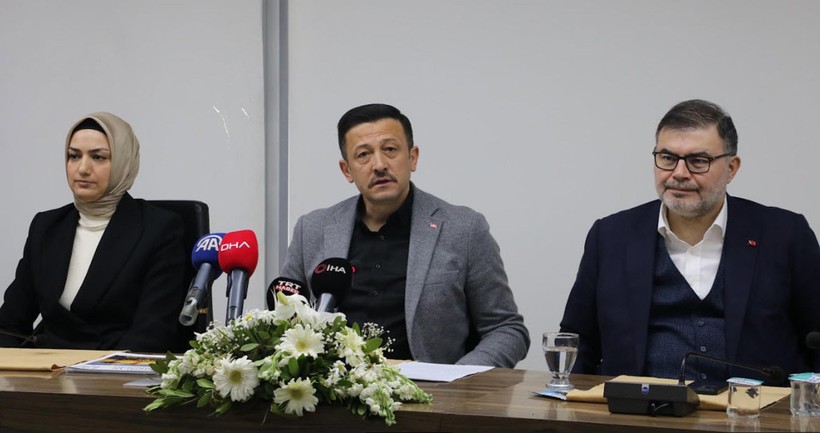 Hamza Dağ: İzmir için elimi değil, gövdemi ortaya koyuyorum - Resim : 3