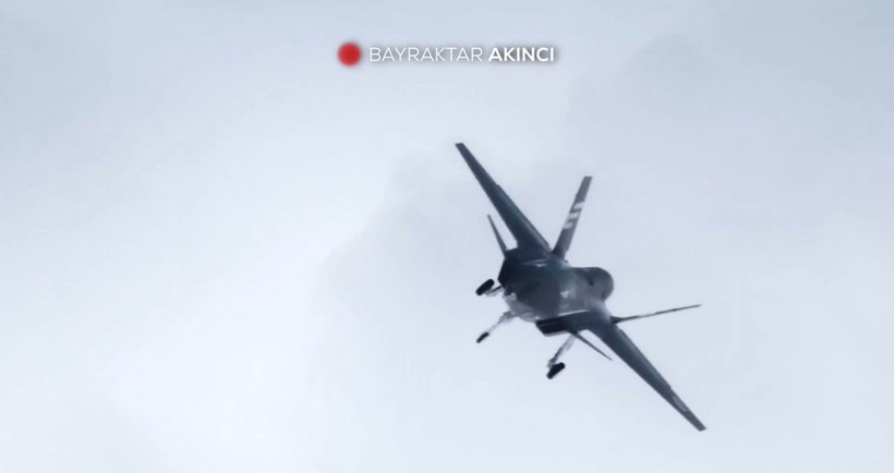 Bayraktar KIZILELMA bir testi daha başarıyla tamamladı! Nefes kesen anlar kamerada - Resim: 6