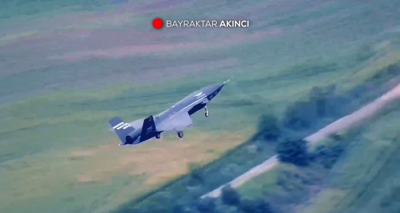 Bayraktar KIZILELMA bir testi daha başarıyla tamamladı! Nefes kesen anlar kamerada - Resim: 8