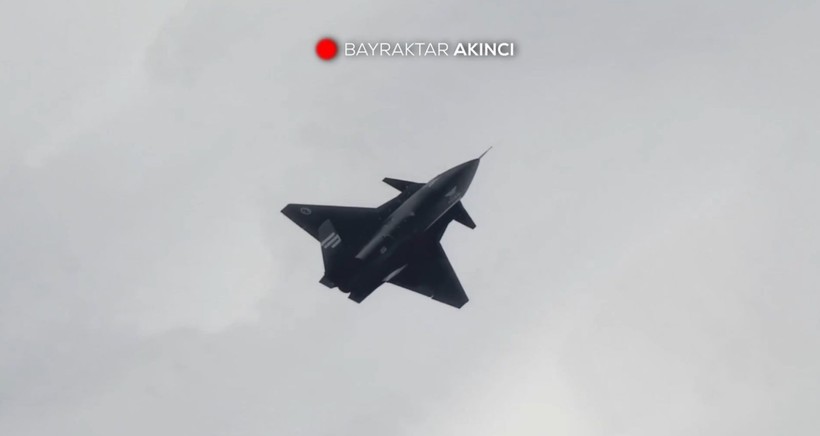 Bayraktar KIZILELMA bir testi daha başarıyla tamamladı! Nefes kesen anlar kamerada - Resim: 7