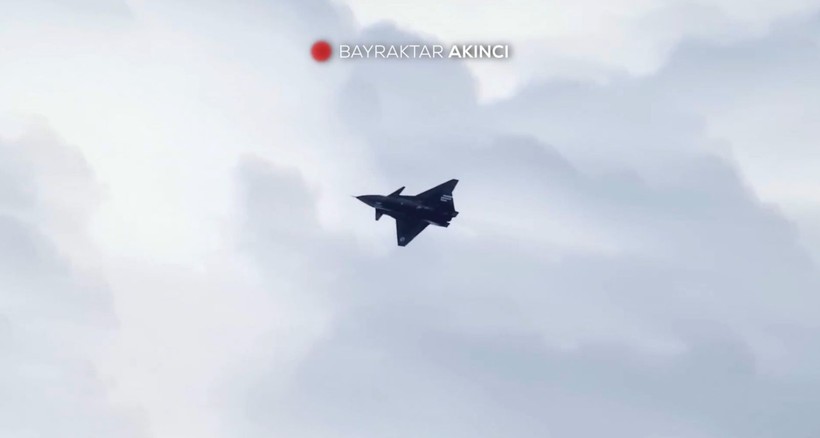 Bayraktar KIZILELMA bir testi daha başarıyla tamamladı! Nefes kesen anlar kamerada - Resim: 2