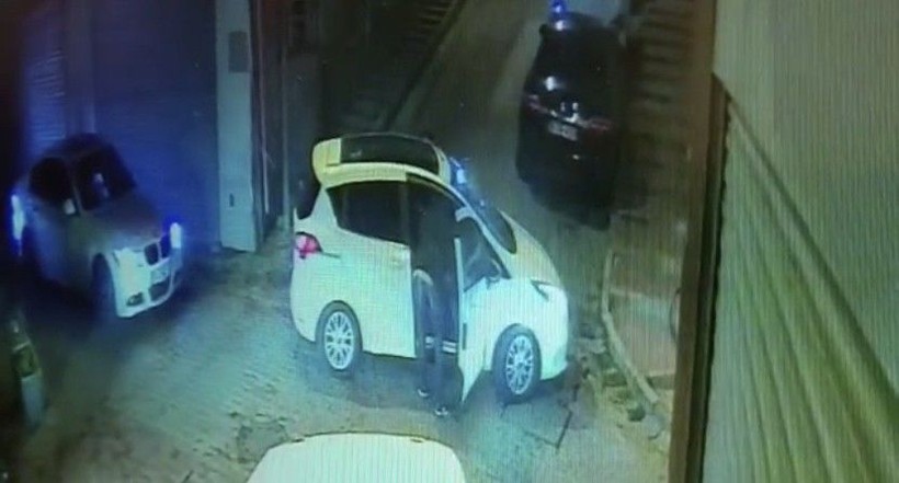 İstanbul Kağıthane’de korku dolu anlar! Tacize uğrayan kızlara yardım etmek isterken canından oluyordu - Resim: 4