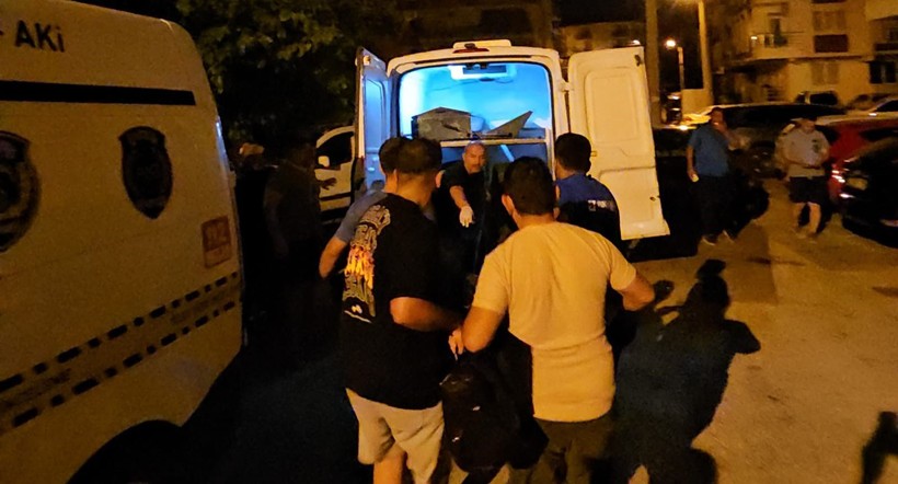Kız kardeşini vahşice katletti! Kafasını koparmaya çalışırken... - Resim: 1