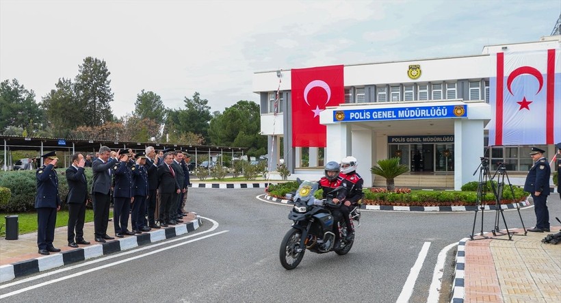 Türkiye'den KKTC polisine araç, ekipman ve malzeme desteği - Resim: 2