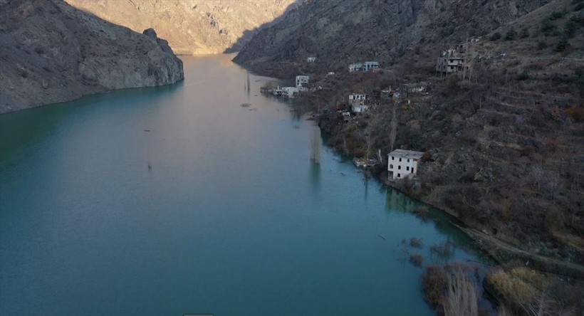 Yusufeli Barajı sonrası su altında kalacak ilçeyi görmek isteyenler Artvin'e akın ediyorlar - Resim: 15