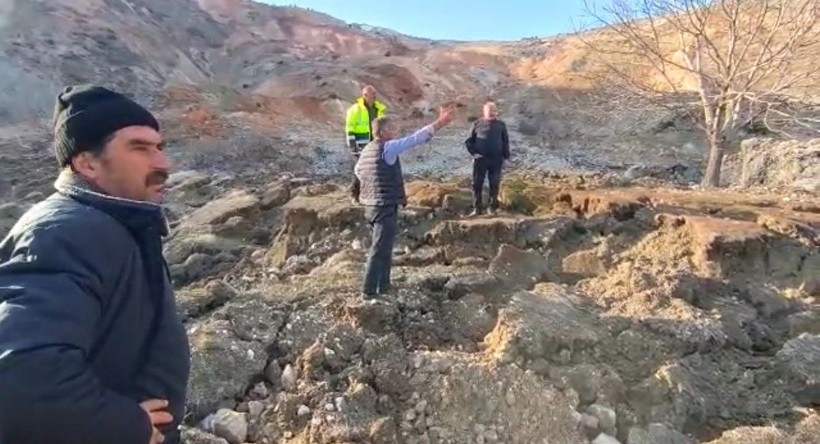 Malatya'nın Doğanşehir ilçesinde bir sokak deprem sonrası meydana gelen heyelanda yok oldu - Resim: 15