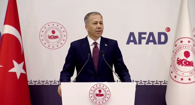 6 Şubat depremlerinin yıl dönümü | Bakan Yerlikaya: 53 bin 537 canımızı kaybettik - Resim : 1