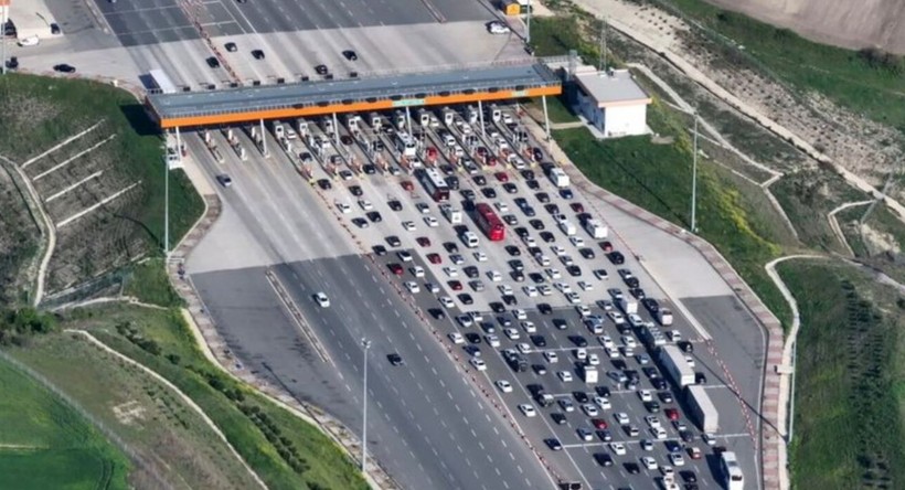 İstanbul'a geri dönüş yolculuğunda yoğun trafik - Resim: 4