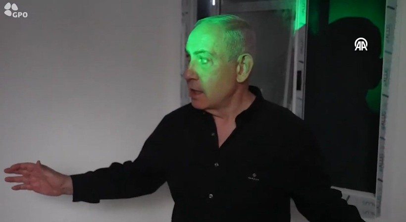 Netanyahu, İran'ın füze yağdırdığı Bat Yam'da görüntülendi - Resim: 1
