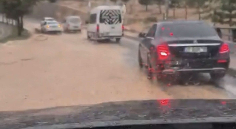 Gaziantep’te şiddetli sağanak hayatı olumsuz etkiledi - Resim: 2