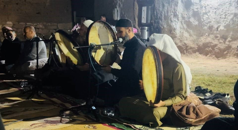 Şanlıurfa'yı tedirgin eden olay! Herkes kendi kendine yanan ev için seferber oldu - Resim: 5