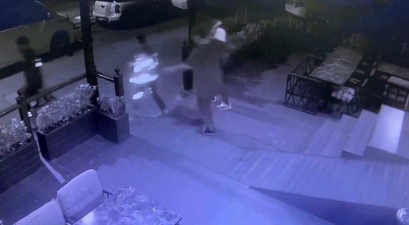 Feci ölüm! Midesine sakladığı uyuşturucu dolu kapsüller patladı! Son anları kamerada - Resim: 7