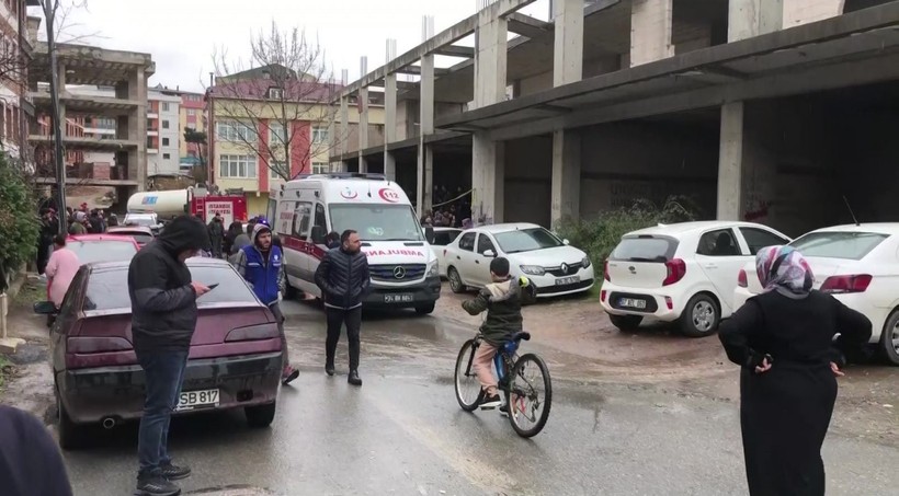 Sancaktepe'de sır ölüm! İnşaattaki su kuyusundan 25 yaşındaki gencin cesedi çıktı - Resim: 4