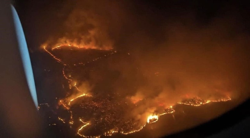 Son Dakika: Turizm cenneti Hawaii'de tarihin en büyük yangını çıktı! 80 kişi öldü, yüzlerce kayıp vatandaş var - Resim: 2