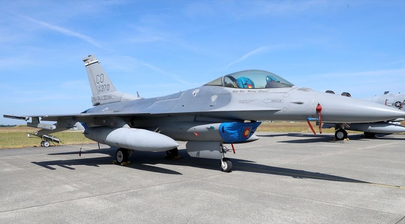 NATO, tarihinin en büyük hava tatbikatı Air Defender 2023'e hazır: Türk Hava Kuvvetlerine ait F-16 uçaklarına ve personeline ilgi çoktu - Resim: 39