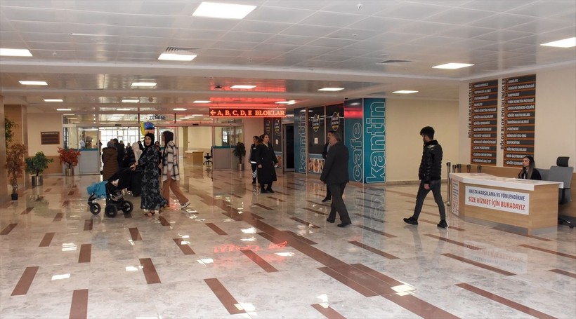 Erzurum Şehir Hastanesi bölgenin sağlık üssü haline geldi - Resim: 1