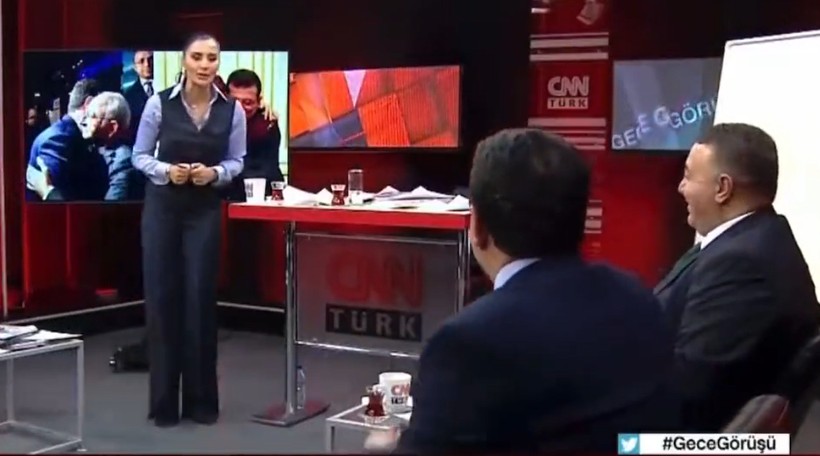 CNN Türk ekranlarında Hande Fırat ile Melik Yiğitel, Ekrem İmamoğlu-Meral Akşener sarılmasının samimi halini canlandırdılar - Resim: 6