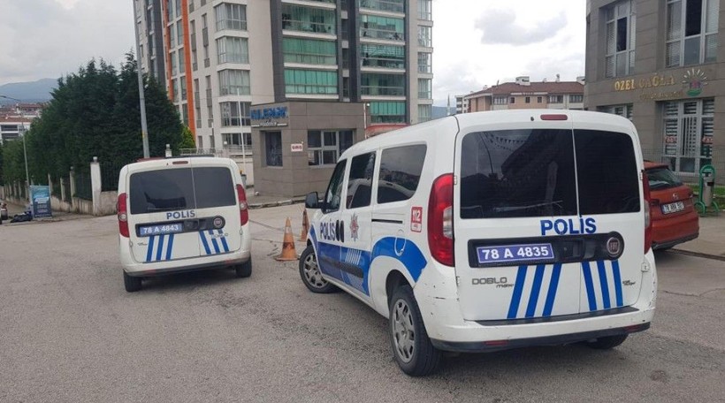 2 yaşındaki çocuğun korkunç sonu! 12. kattan yere çakılarak can verdi - Resim: 6