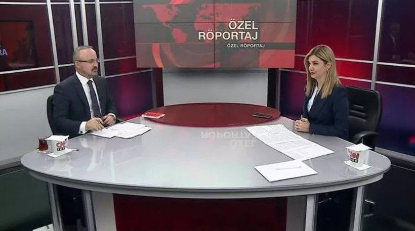 AK Parti Grup Başkanvekili Bülent Turan yeniden adaylık tartışmalarına son noktayı koydu: Cumhurbaşkanı 'aday olamaz' diyen hukuk cahilidir - Resim: 1