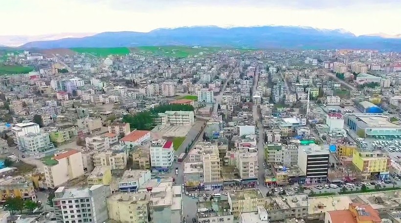 Bahçeli'nin "100 il" çağrısı sonrası ilk hamle Tarsus'tan geldi! İlçe girişine "İlimize hoş geldiniz" tabelası asıldı - Resim: 10