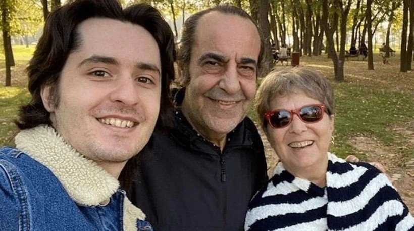 Sessizlikleri eleştirilen Zafer Algöz, Cem Yılmaz ve Ozan Güven, Özkan Uğur'un ailesine taziyeye gitti - Resim: 4