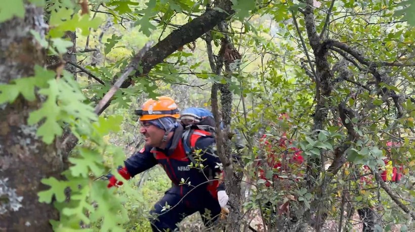 Son Dakika: Definecilerin feci sonu! Bursa İznik'teki mağarada ölü bulundular - Resim: 2