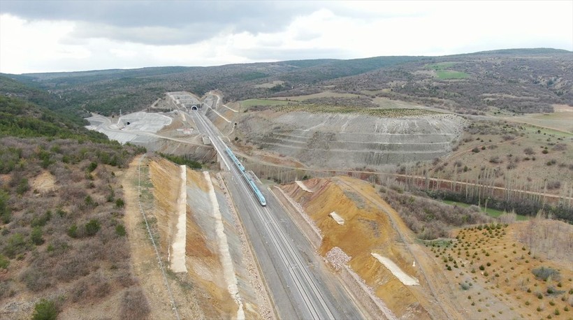 Son Dakika: Aktarmasız İstanbul-Sivas YHT seferleri başladı - Resim: 3