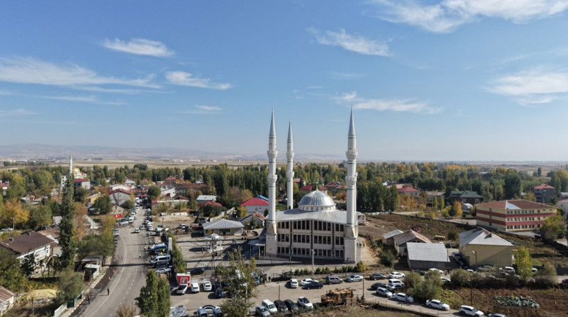 Muş’ta 8 yıllık husumet bir saatlik törenle son buldu - Resim: 1