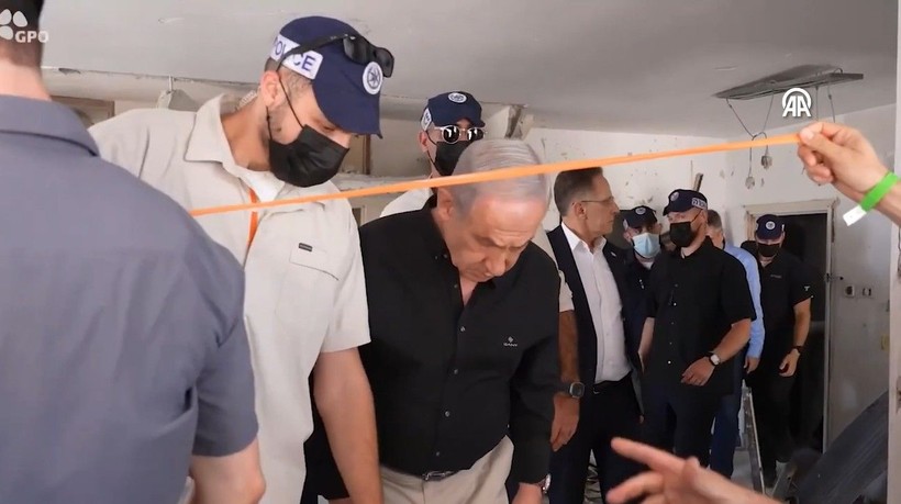 Netanyahu, İran'ın füze yağdırdığı Bat Yam'da görüntülendi - Resim: 11