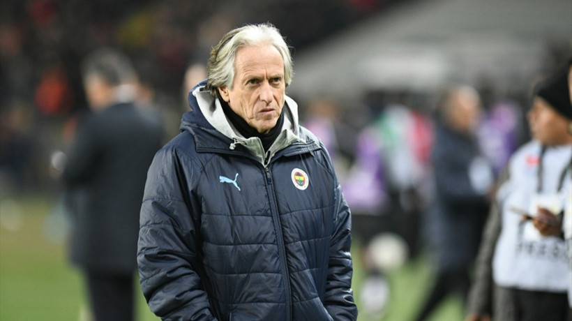 Fenerbahçeli yıldız için dev savaş! Premier Lig'den 2 takım