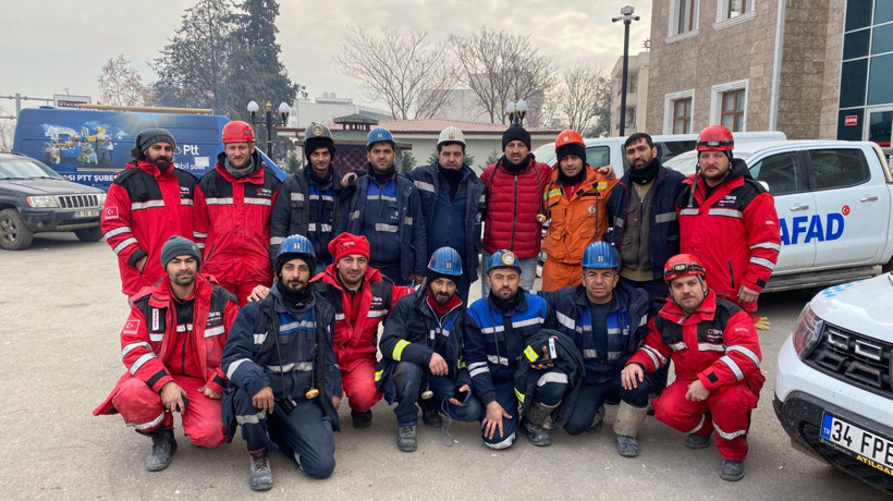 Kahramanmaraş depreminin vurduğu Adıyaman'da yaşadıklarım: Enkaza giremeyen KİAŞ madencisi sinirlendi! Halk geç müdahale için tepkili