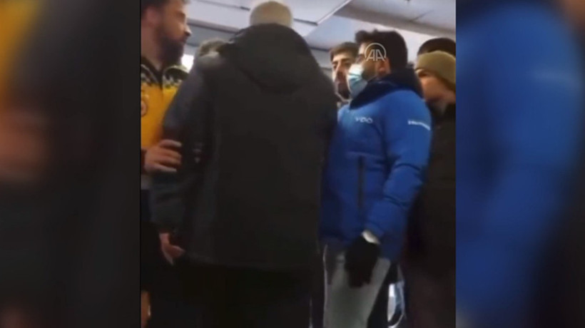 Hatay'da hastaneden bebek çalmaya kalkıştı! O anlar kamerada