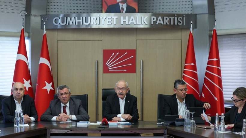 Son dakika haberleri... CHP cumhurbaşkanı adaylığı konusunda Kemal Kılıçdaroğlu'na tam yetki verdi