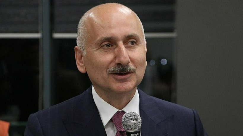 Ulaştırma ve Altyapı Bakanı Adil Karaismailoğlu canlı yayında Ankara-Sivas arasını 2 saate düşürecek hızlı tren hattının 26 Nisan'da açılacağını duyurdu