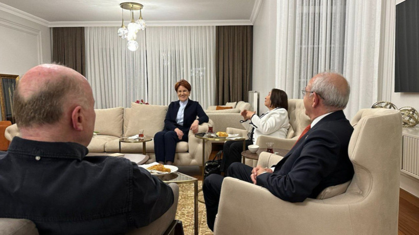 Kılıçdaroğlu, eşiyle birlikte Akşener ailesini ziyaret etti