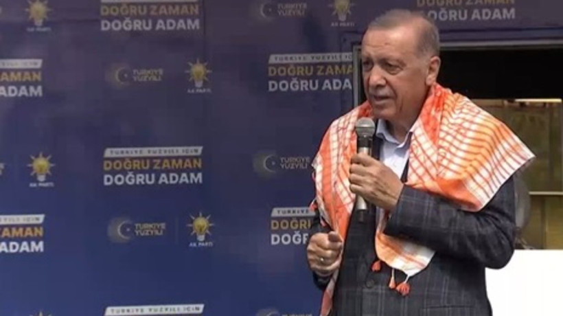 Cumhurbaşkanı Erdoğan Aydın mitinginde dikkat çeken pankartları okudu