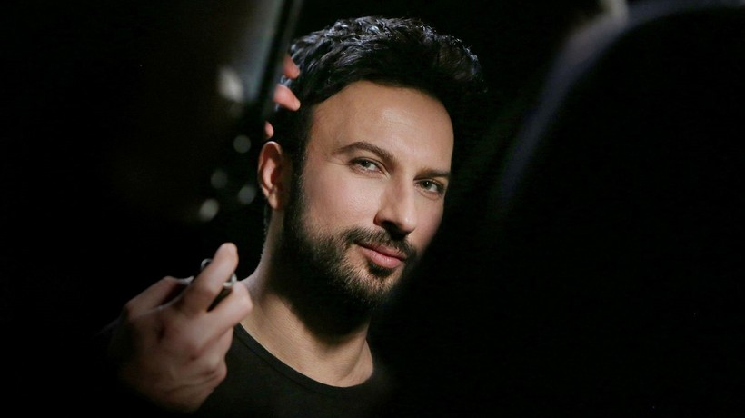 Yurt dışında yaşayan Megastar Tarkan ikinci kez sandık başında! Cumhurbaşkanlığı seçimleri için oyunu kullandığını duyurdu