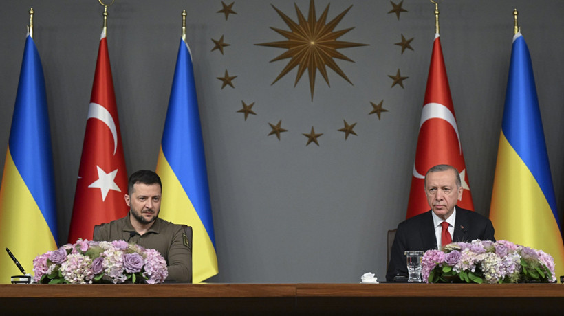 Dünya basını Cumhurbaşkanı Erdoğan ve Zelensky'nin görüşmesini manşetlere taşıdı! Kilit bir güç