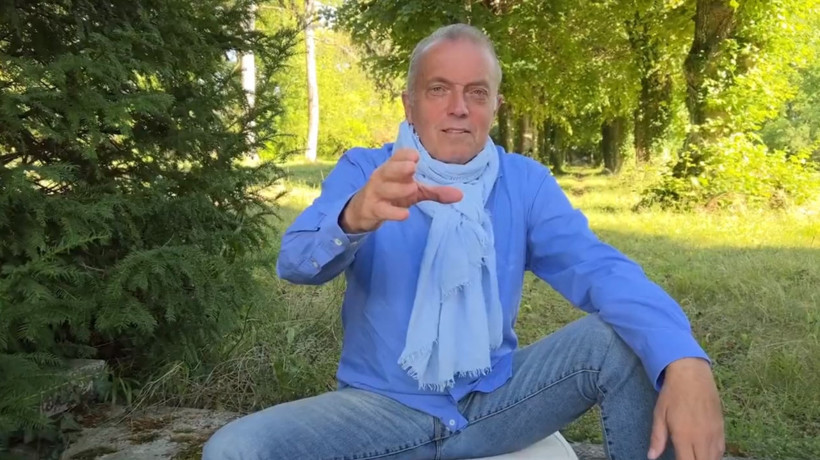 Cem Uzan son vaadiyle gençlerin dikkatini çekti: Cem Uzan after party Monaco! Ödül dudak uçuklattı