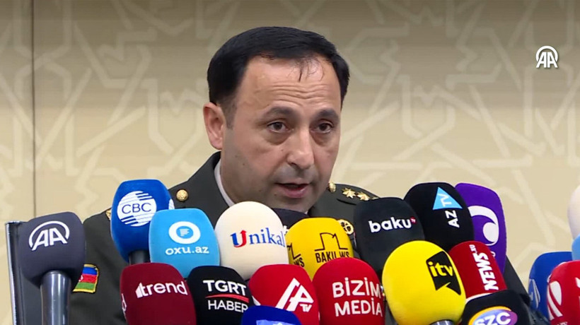 Azerbaycan: Ermenistan silahlı güçlerine ait kışla imha edildi