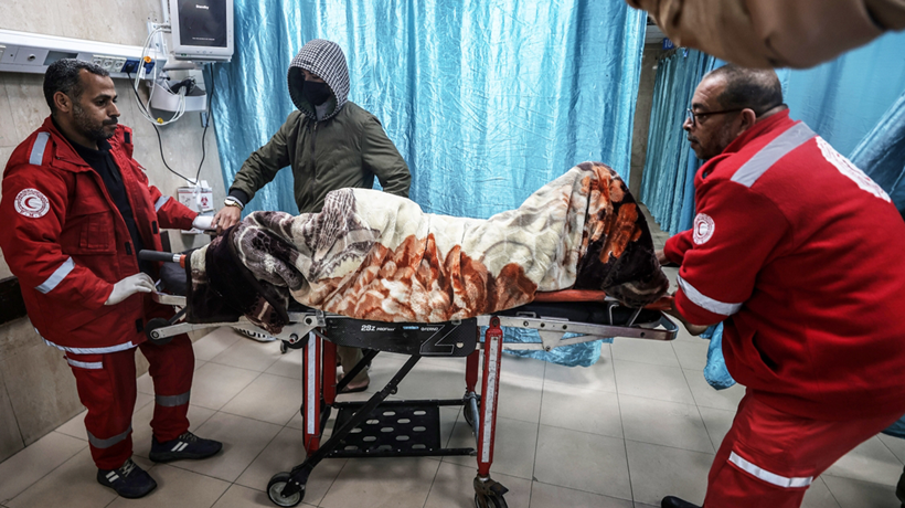 İsrail'in Gazze'ye saldırması sonucu yaralananlar Aksa Şehitleri Hastanesi'ne getirildi