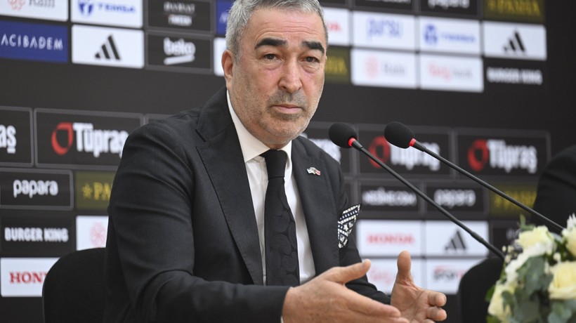 İşte Beşiktaş'ın yeni teknik direktörü! Bruno Genesio olmadı rota Giovanni van Bronckhorst'a çevrildi