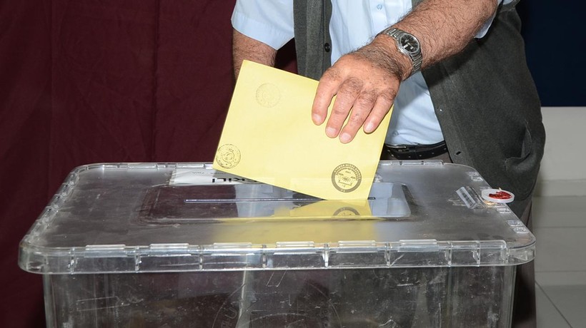 İstanbul'da hangi parti kazanır?  İşte ilk seçim anketi sonucu
